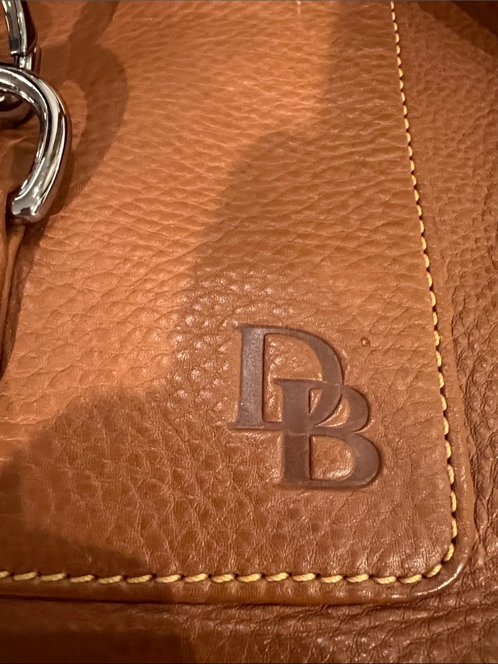 Dooney & Bourke Genuine Leather Annalisa Lock Sac Camel Handbag - Picture 2 of 10
